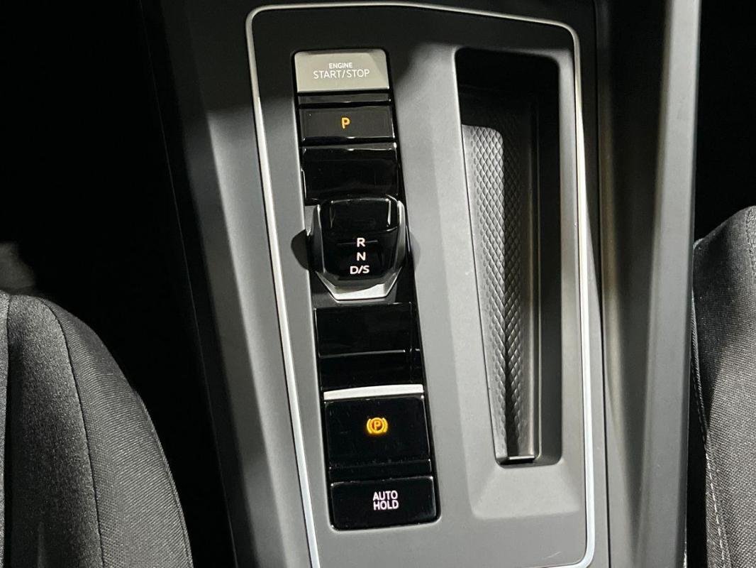 Volkswagen Golf - Photo 11