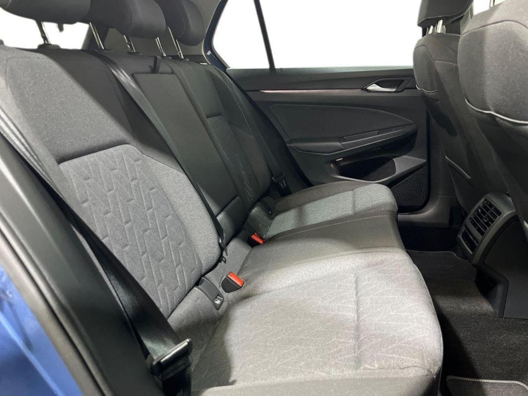 Volkswagen Golf - Photo 23