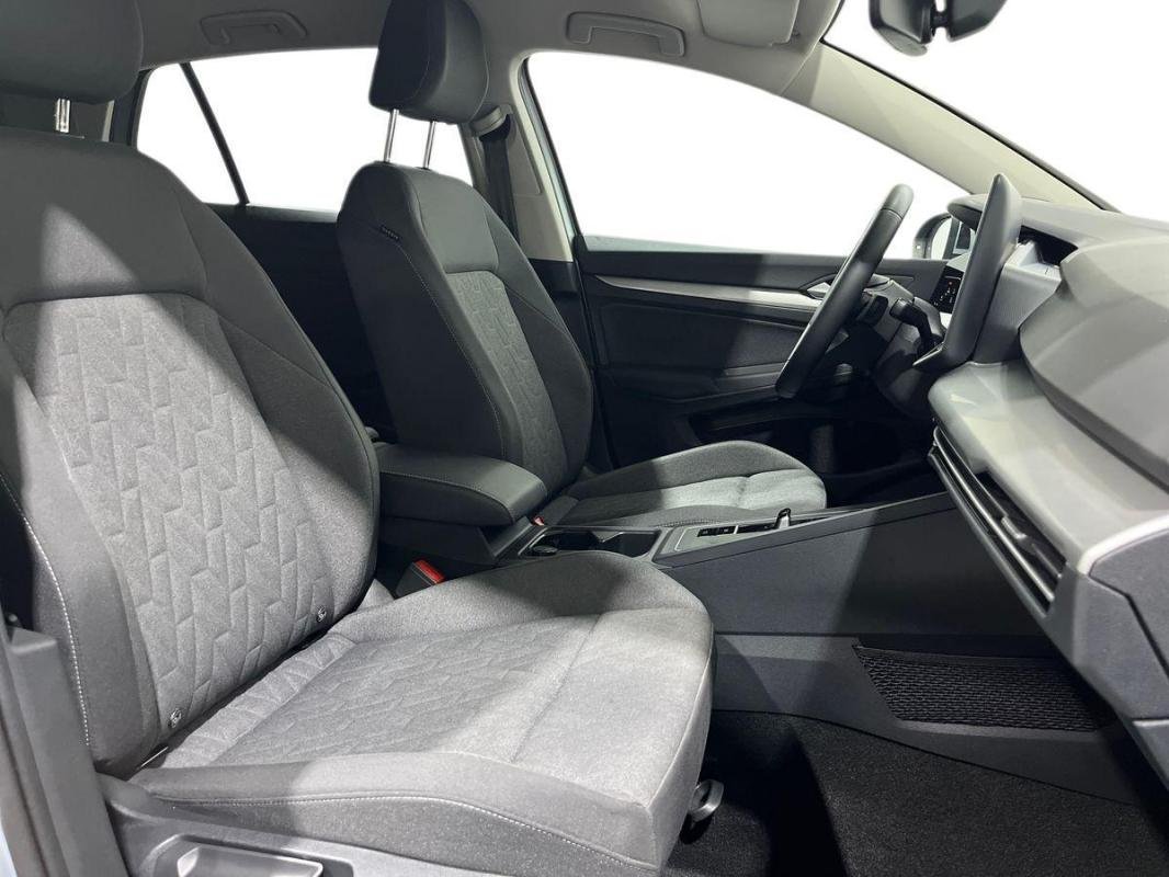 Volkswagen Golf - Photo 13
