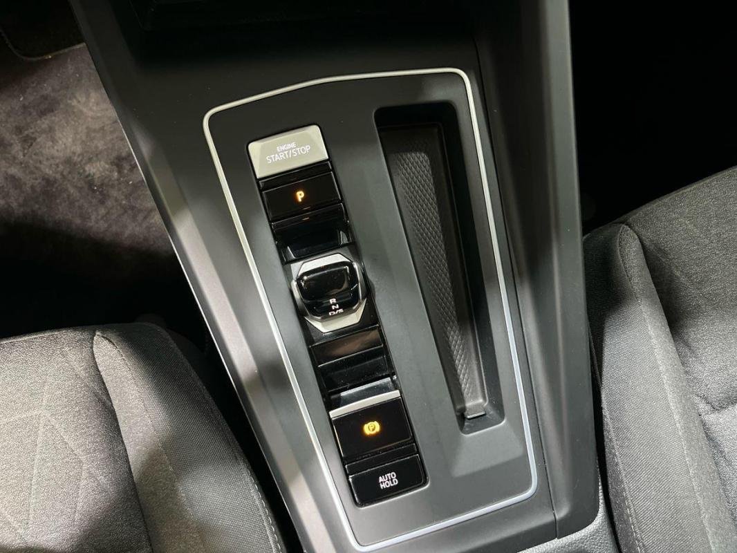 Volkswagen Golf - Photo 11