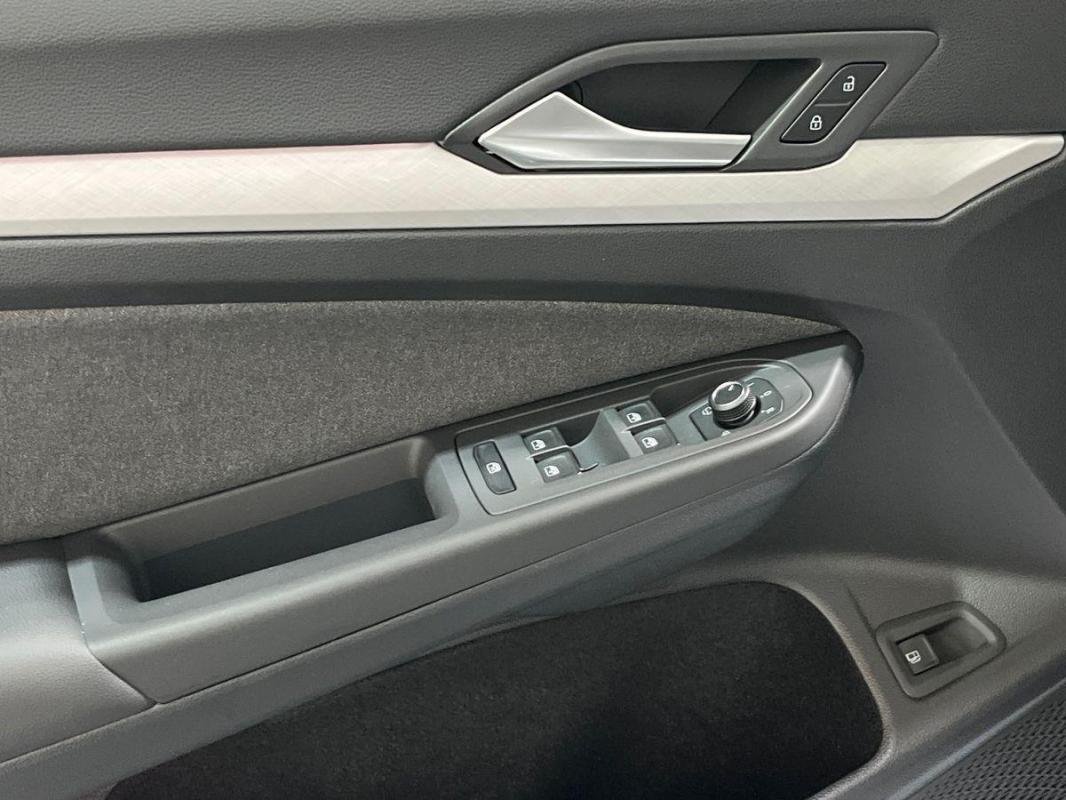 Volkswagen Golf - Photo 15