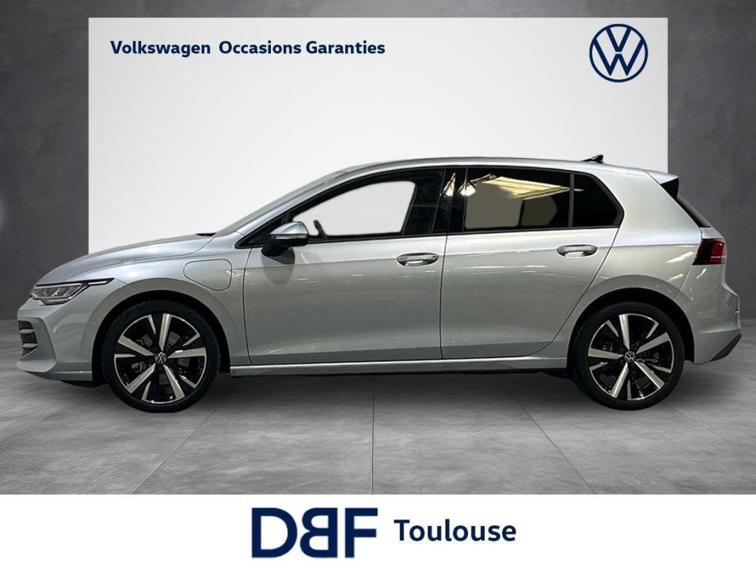 Volkswagen Golf - Photo 2