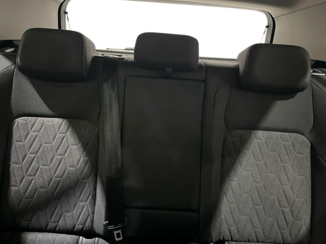 Volkswagen Golf - Photo 22