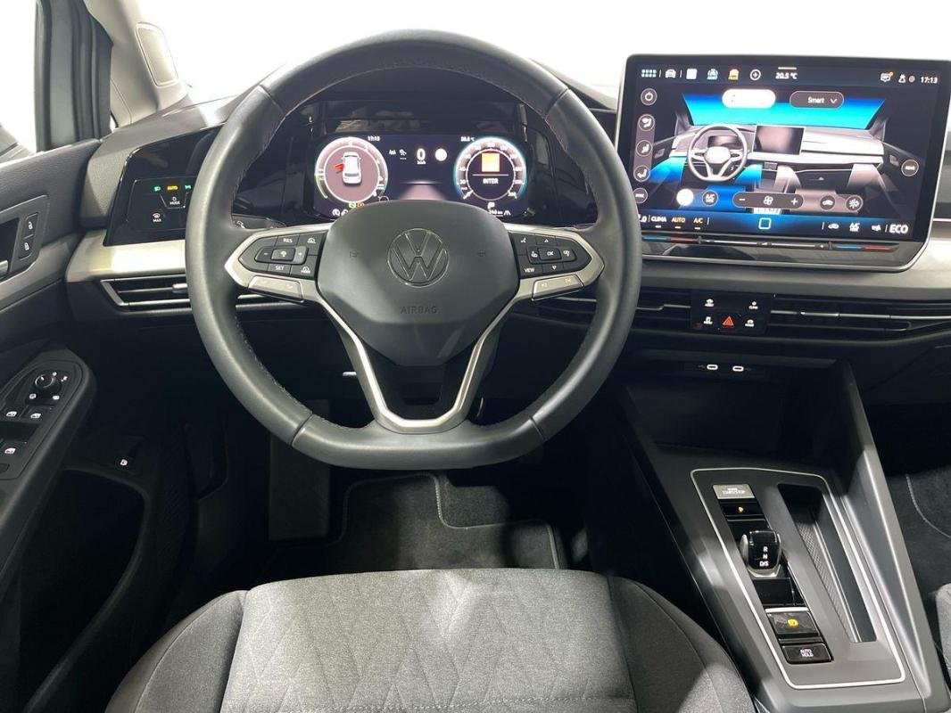Volkswagen Golf - Photo 24