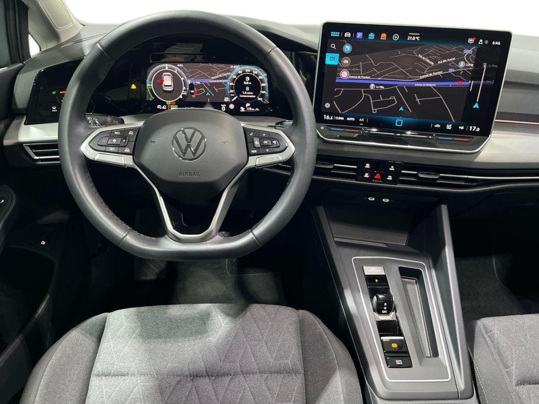 Volkswagen Golf - Photo 24