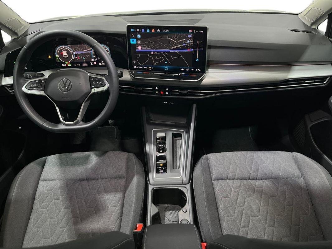 Volkswagen Golf - Photo 8