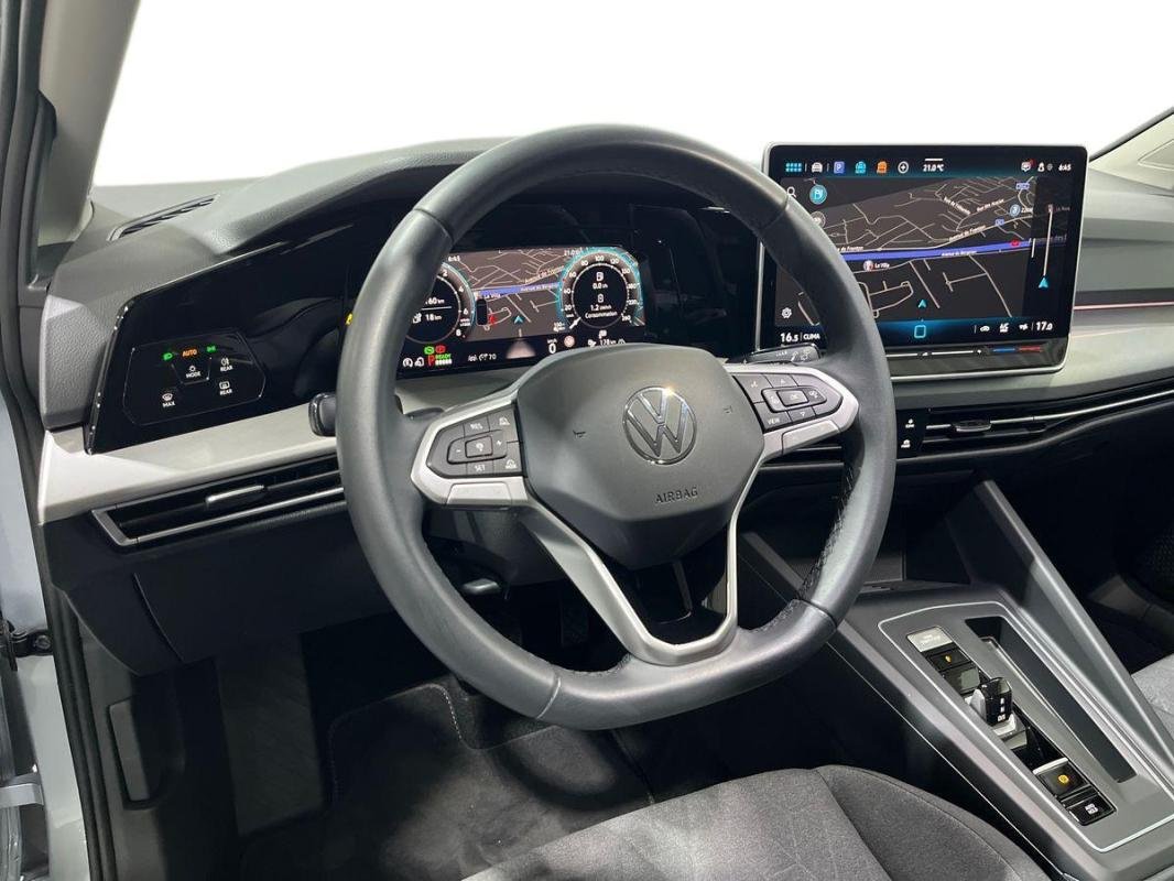 Volkswagen Golf - Photo 9
