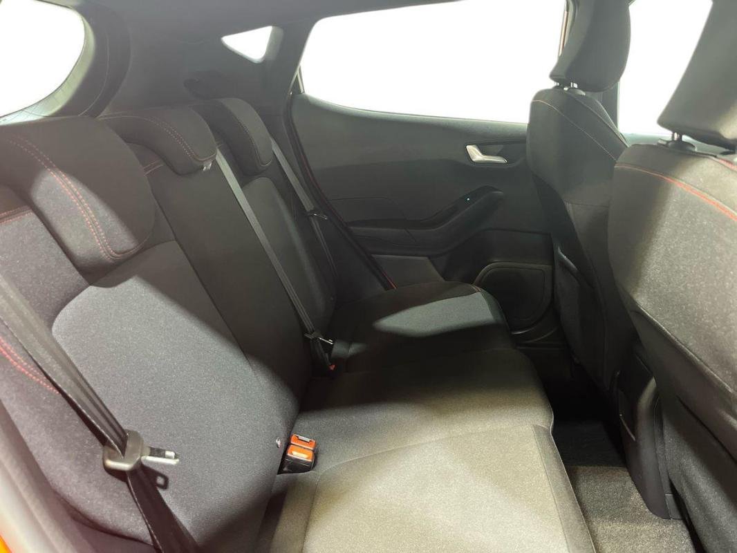 Ford Fiesta - Photo 23