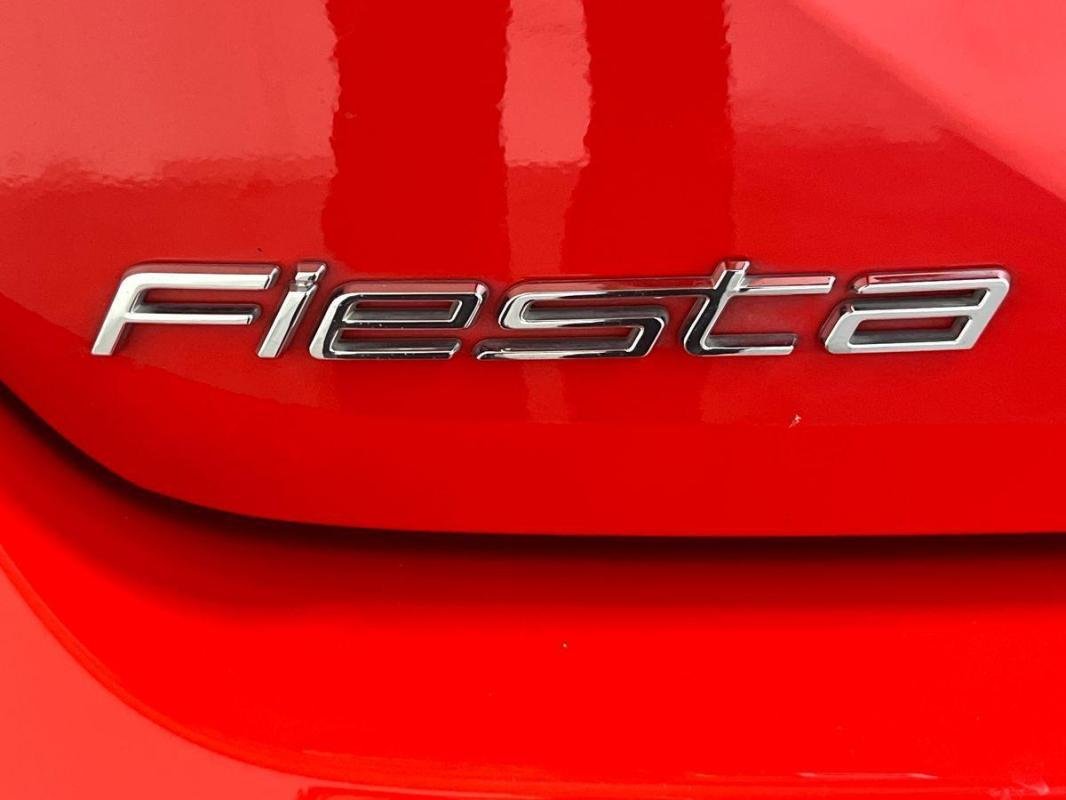 Ford Fiesta - Photo 27
