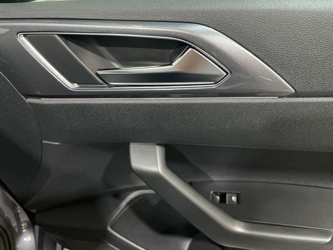 Volkswagen Polo - Photo 15