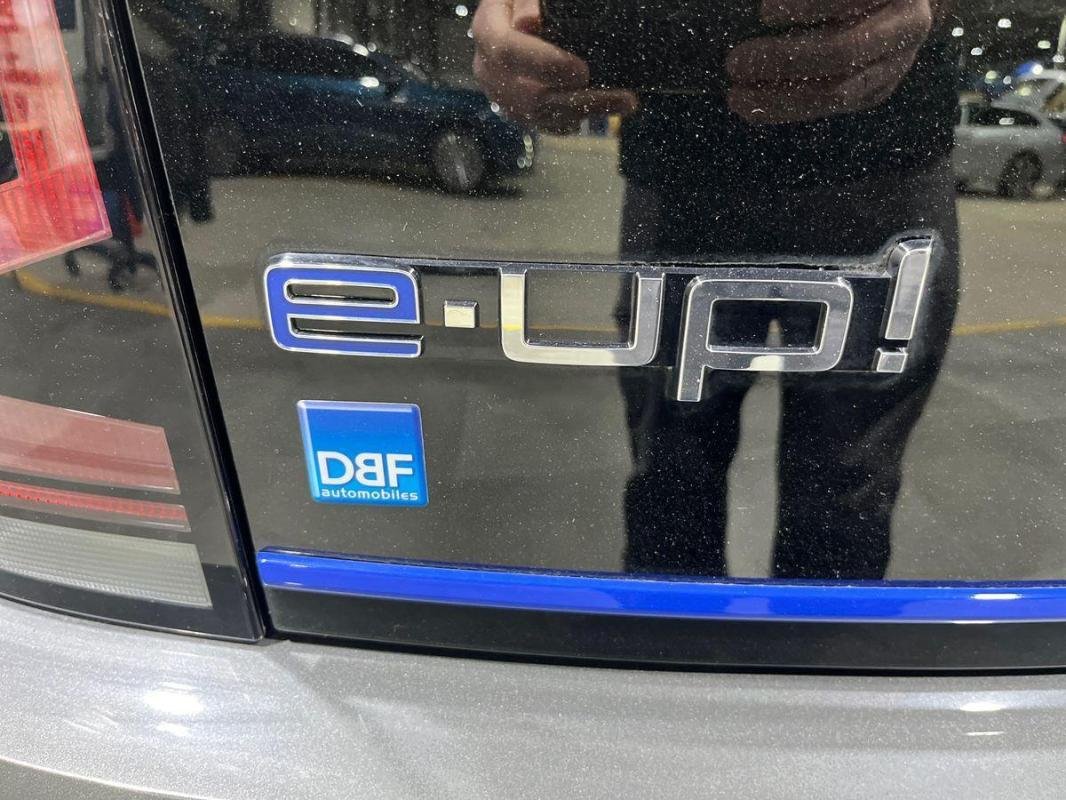 Volkswagen E-Up! - Photo 27