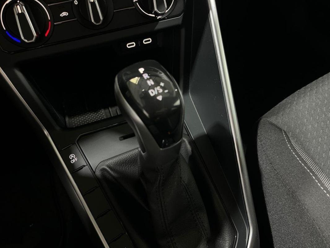 Volkswagen Polo - Photo 11