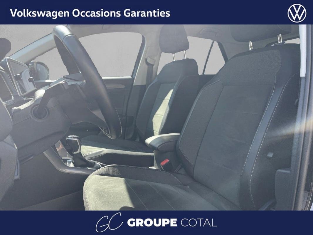 Volkswagen T-Roc - Photo 11