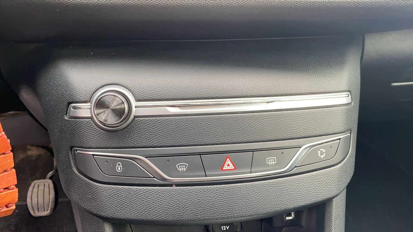Peugeot 308 - Photo 13