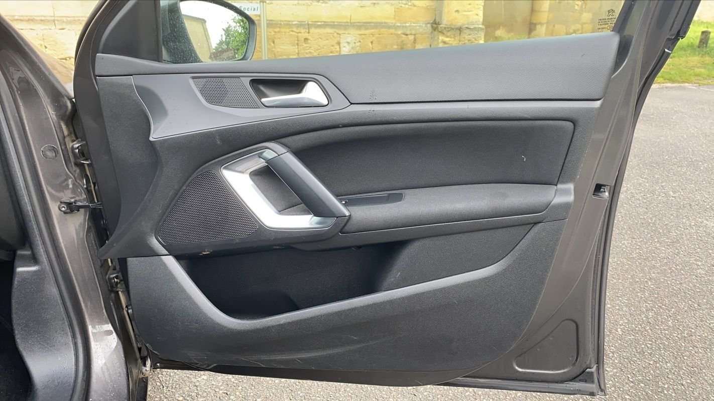 Peugeot 308 - Photo 23