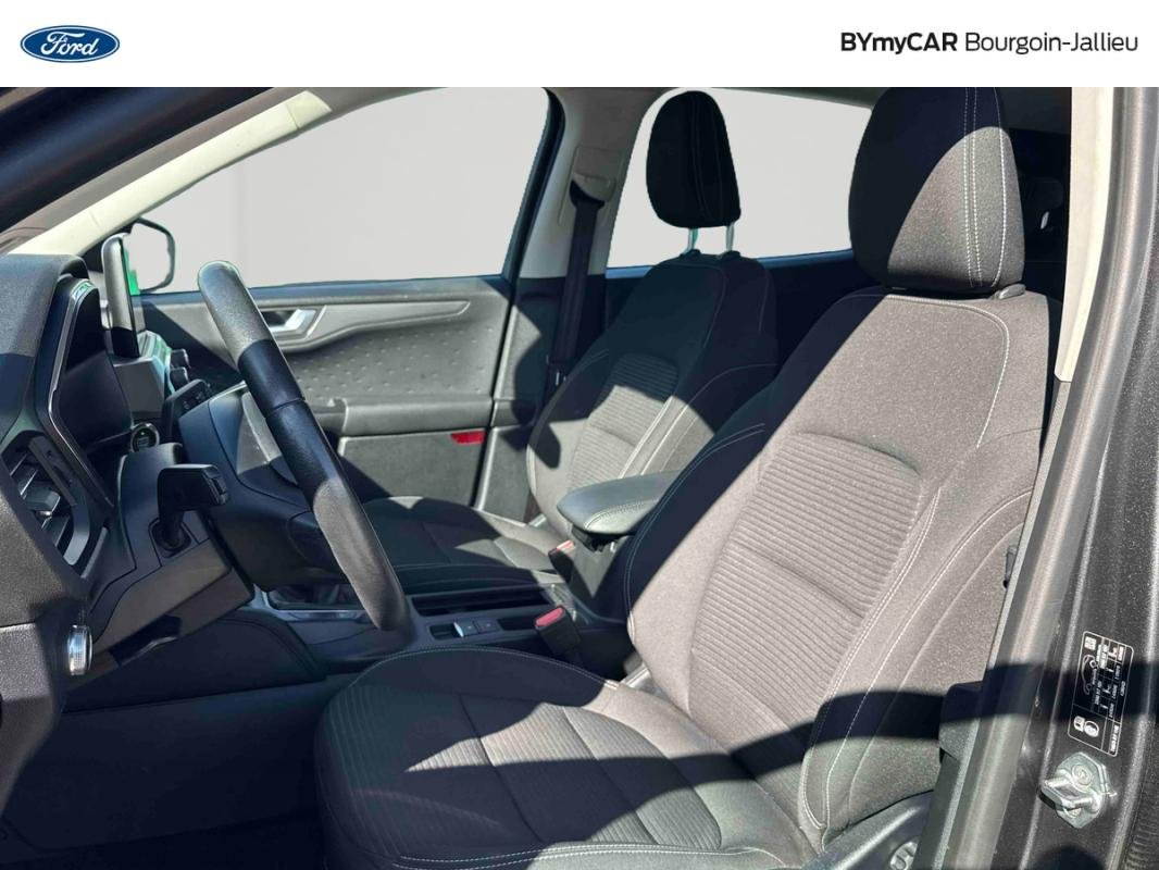 Ford Kuga - Photo 11