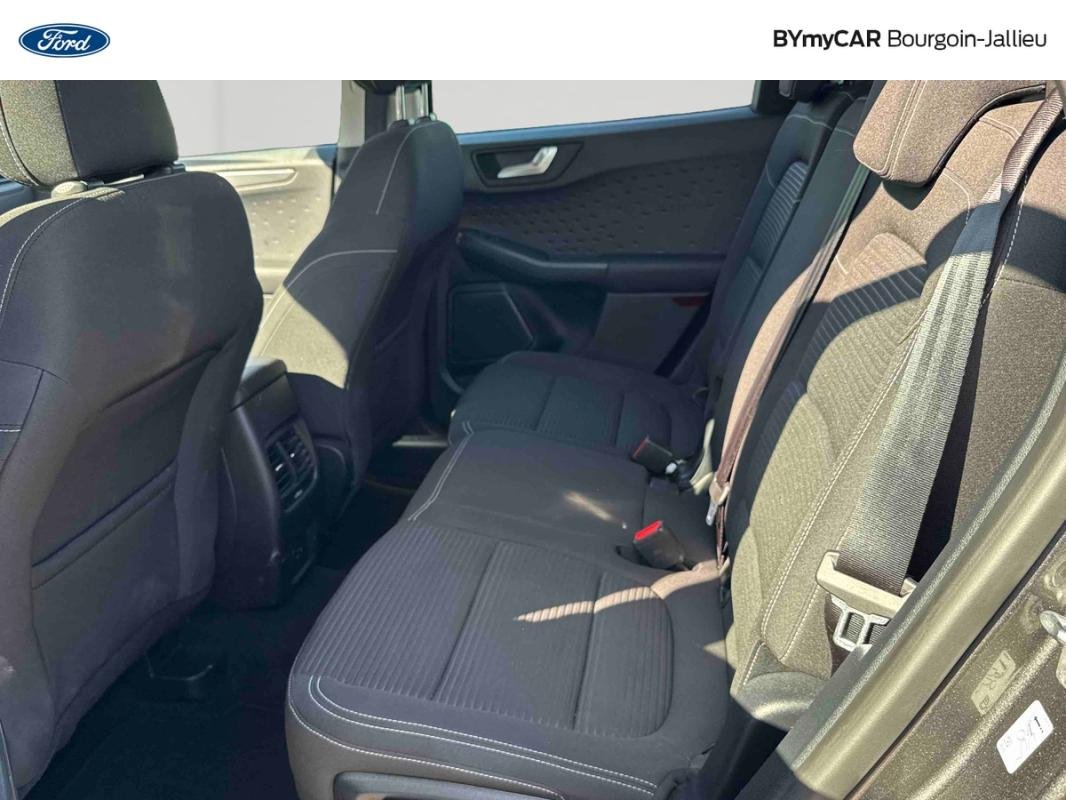 Ford Kuga - Photo 12