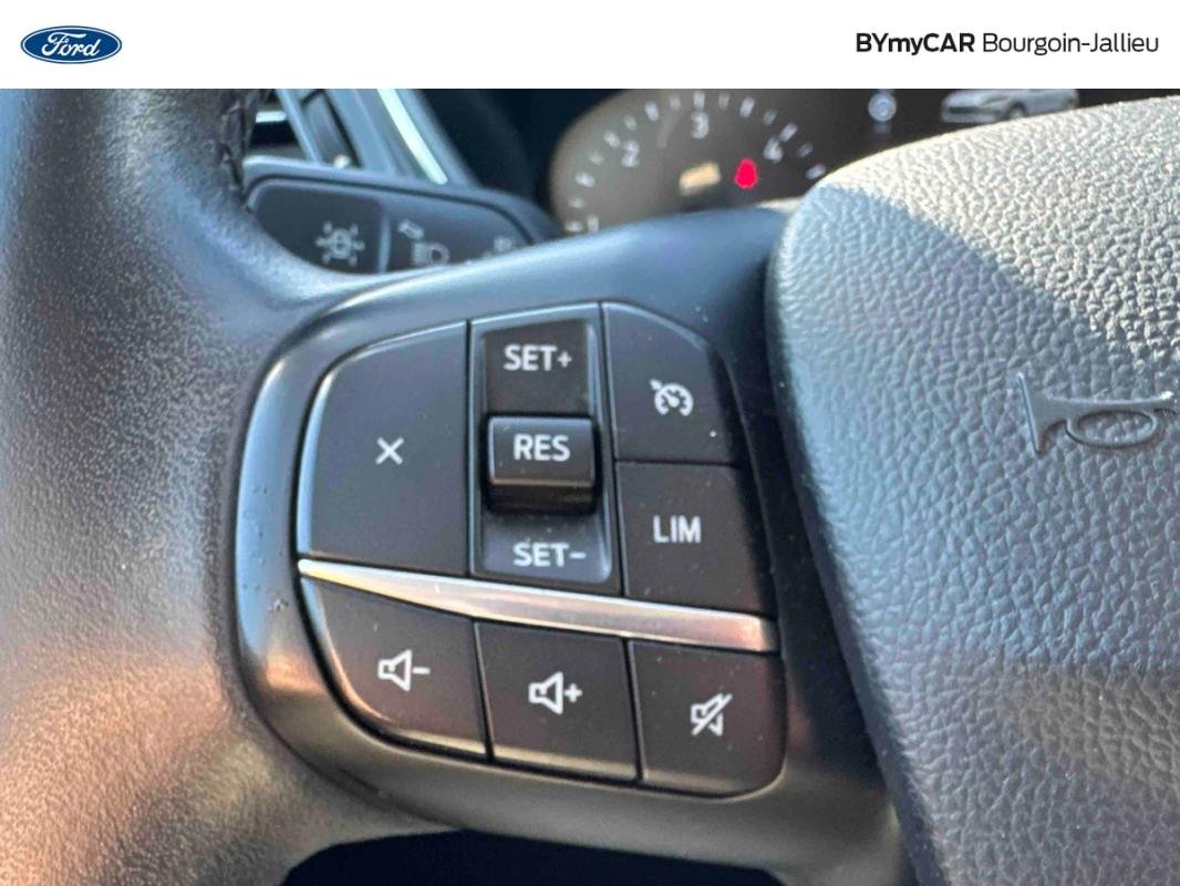 Ford Kuga - Photo 16