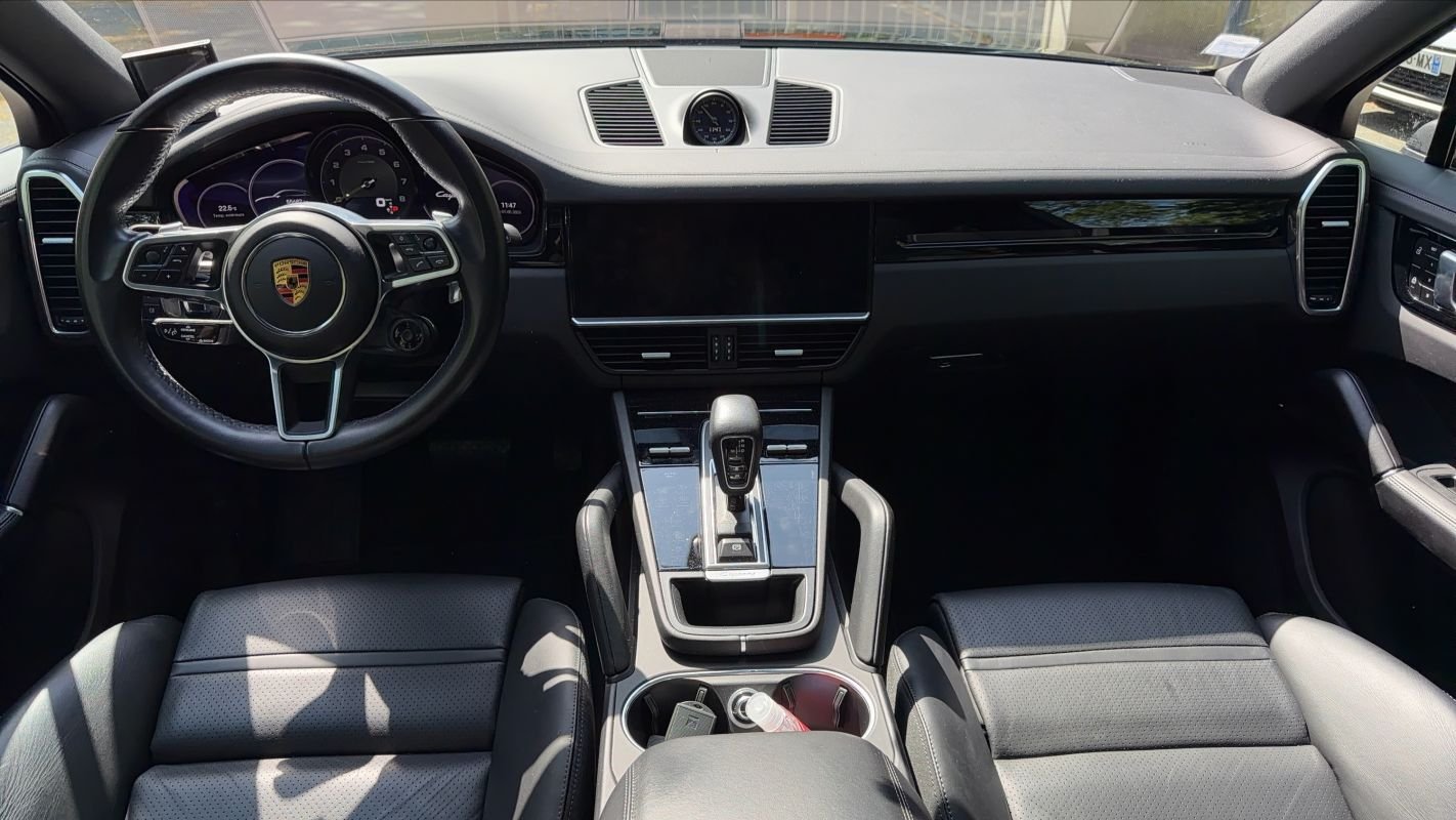 Porsche Cayenne - Photo 11
