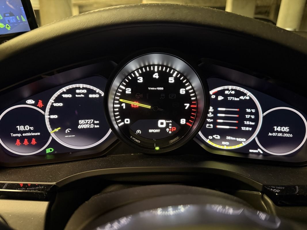 Porsche Cayenne - Photo 12