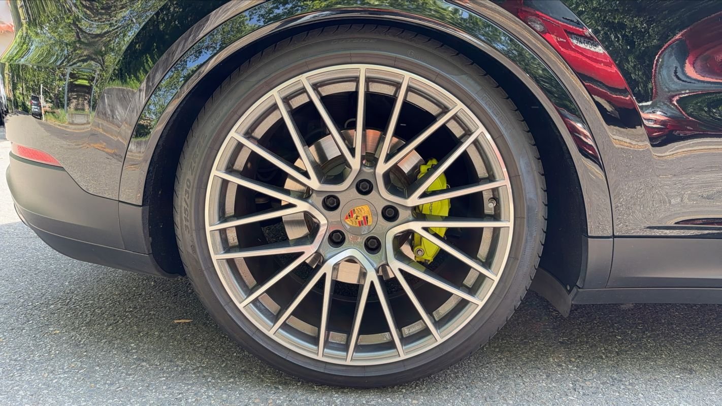 Porsche Cayenne - Photo 16