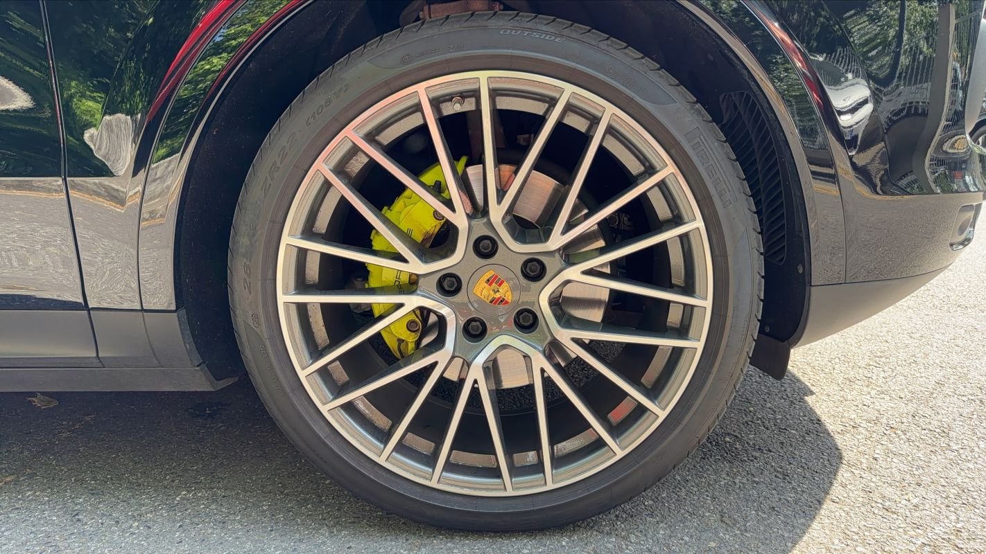 Porsche Cayenne - Photo 17