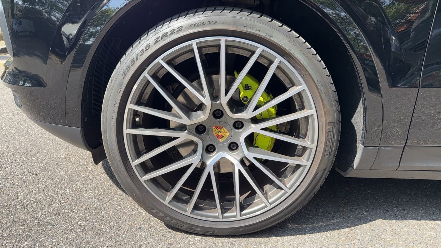 Porsche Cayenne - Photo 18