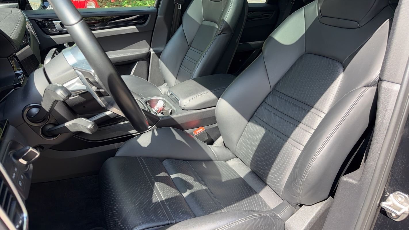 Porsche Cayenne - Photo 26