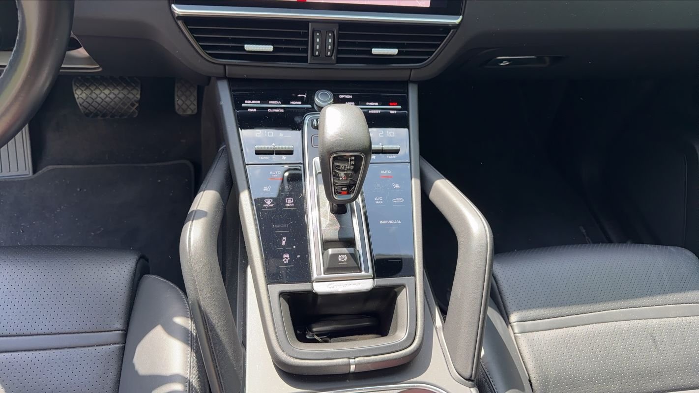 Porsche Cayenne - Photo 27