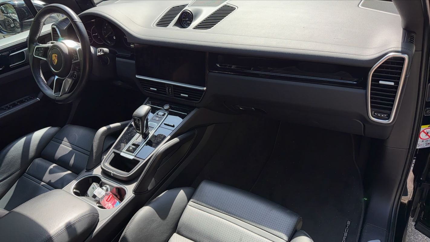 Porsche Cayenne - Photo 10