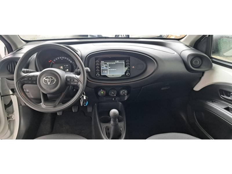 Toyota aygo x - Photo 8