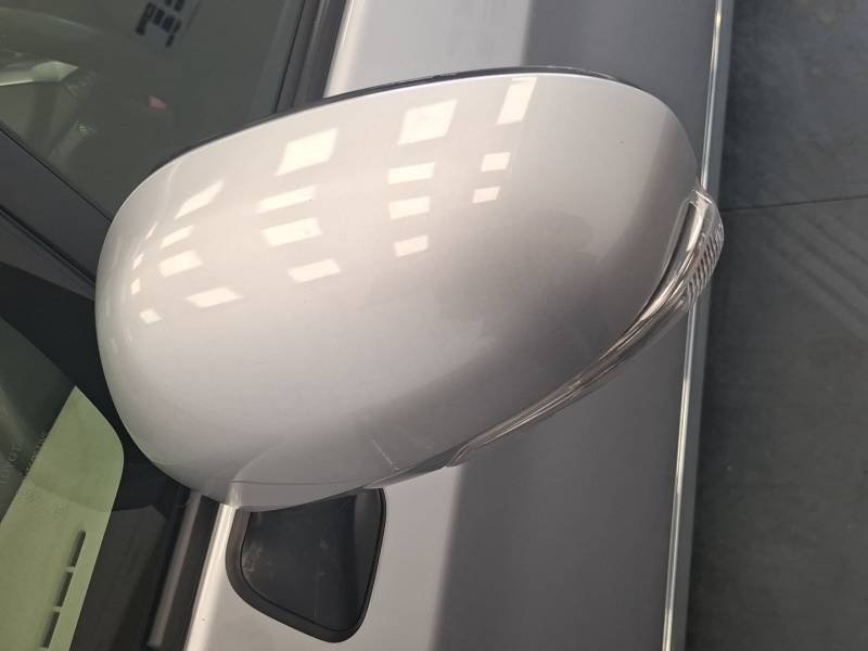 Toyota Prius - Photo 13