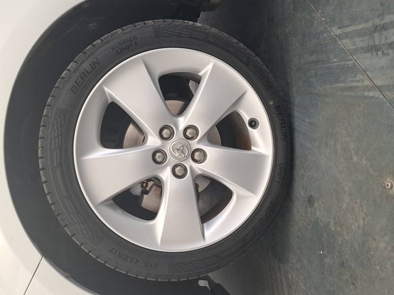 Toyota Prius - Photo 14