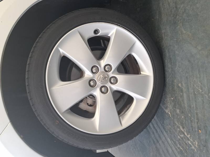 Toyota Prius - Photo 16
