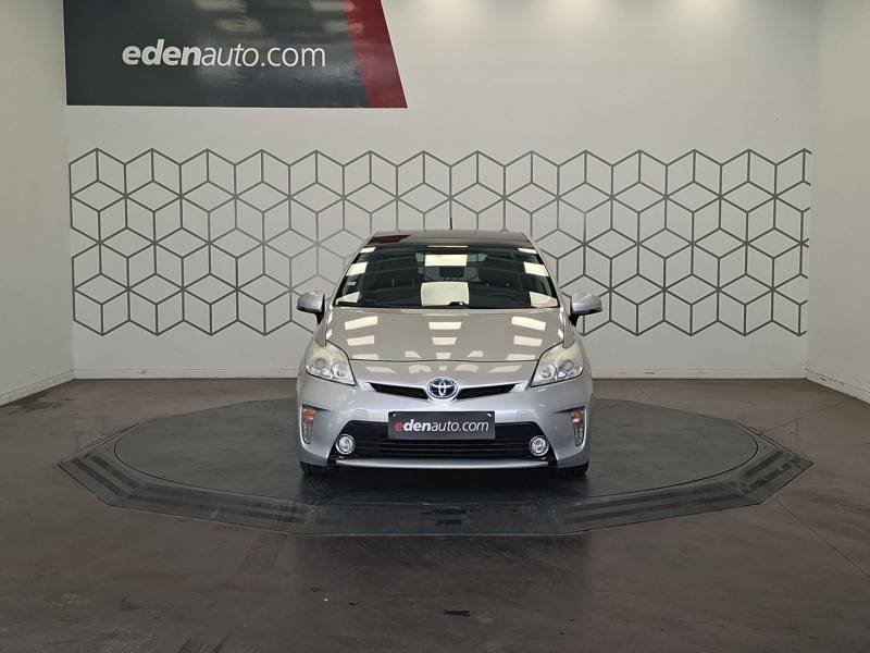Toyota Prius - Photo 2