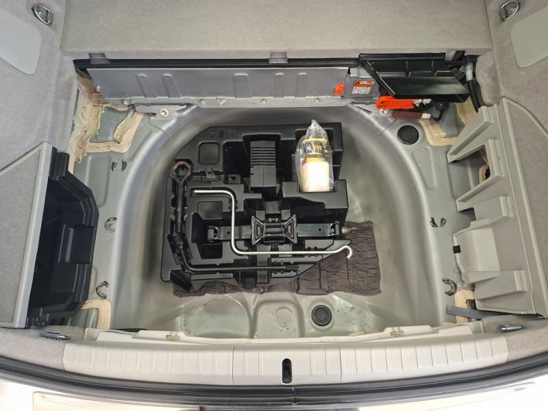 Toyota Prius - Photo 23