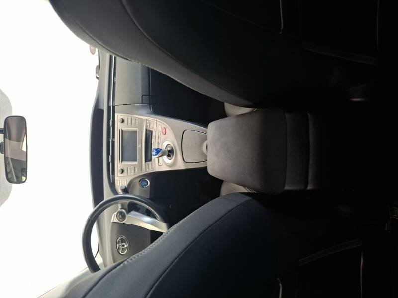 Toyota Prius - Photo 26