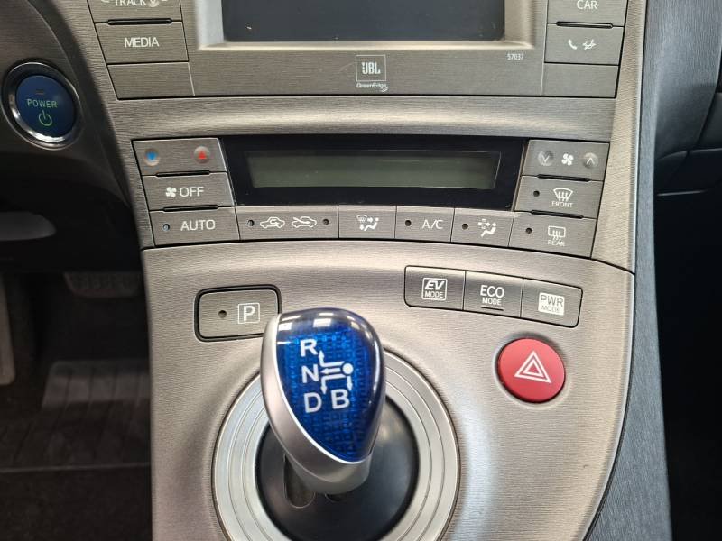 Toyota Prius - Photo 29