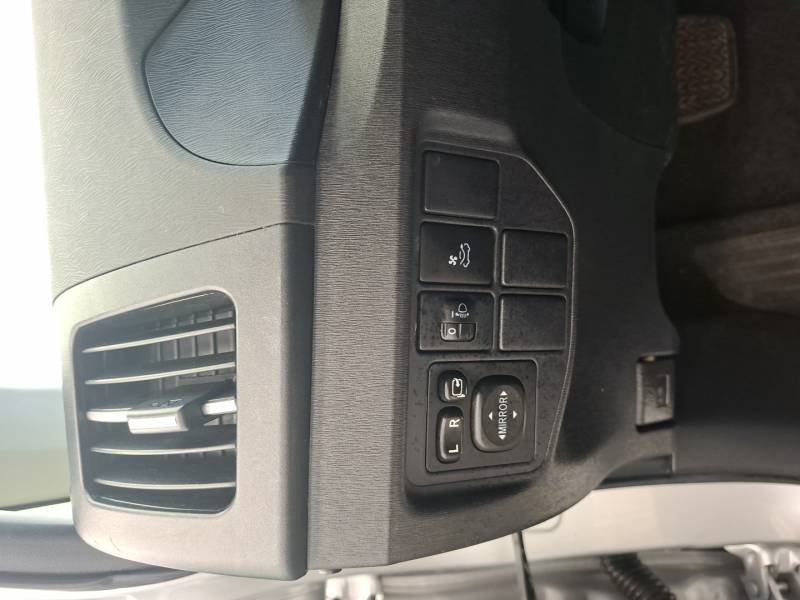 Toyota Prius - Photo 33