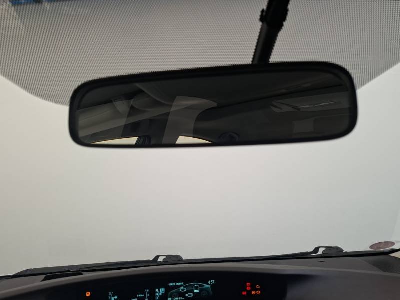 Toyota Prius - Photo 38