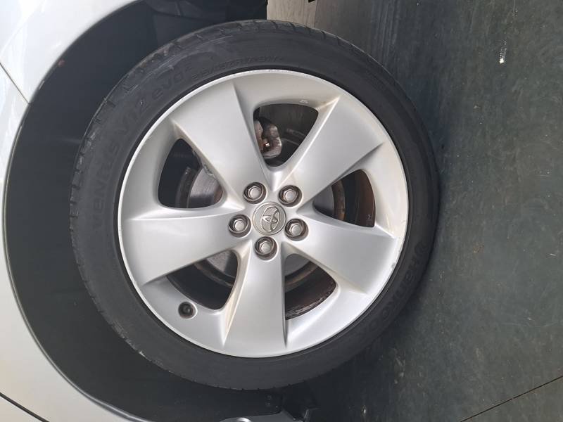 Toyota Prius - Photo 6