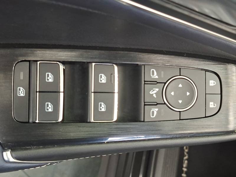 Nissan Qashqai - Photo 32