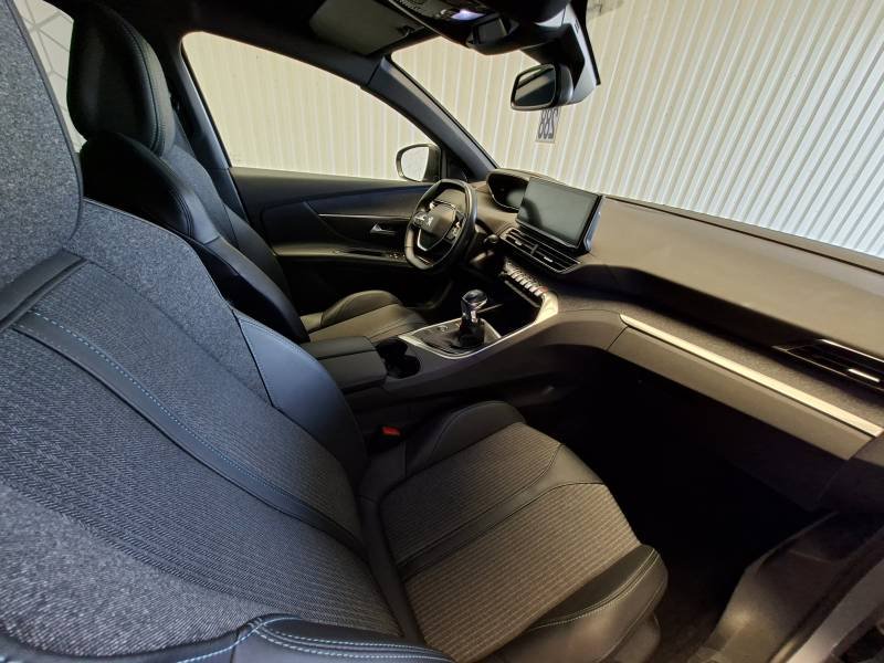 Peugeot 3008 - Photo 12