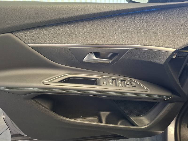 Peugeot 3008 - Photo 17
