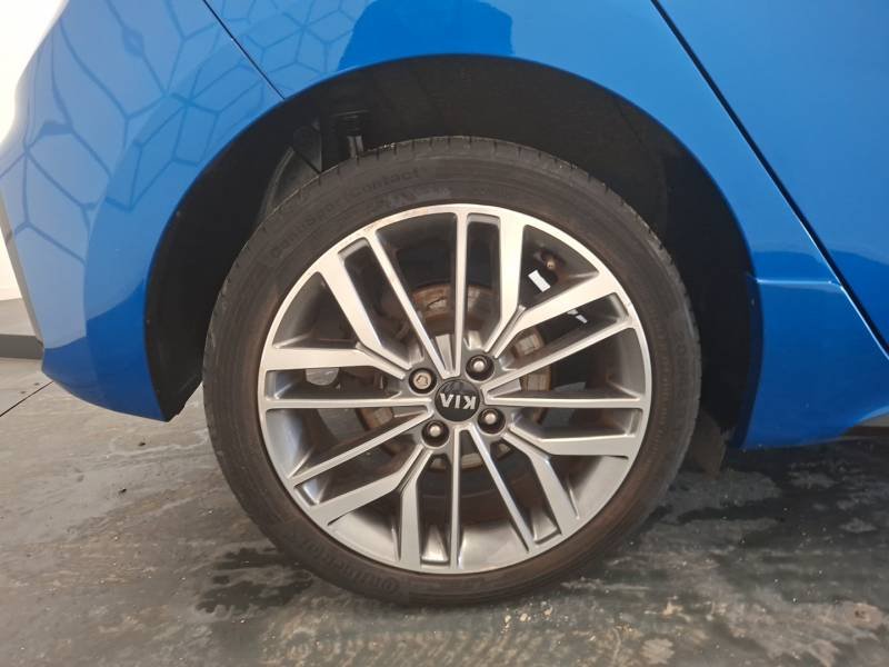 Kia Rio - Photo 11