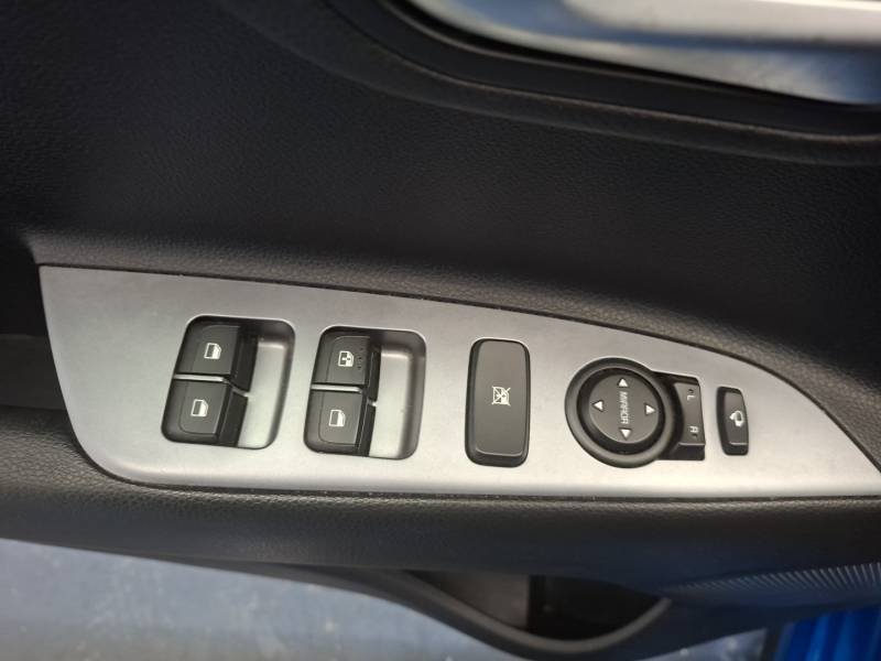 Kia Rio - Photo 21