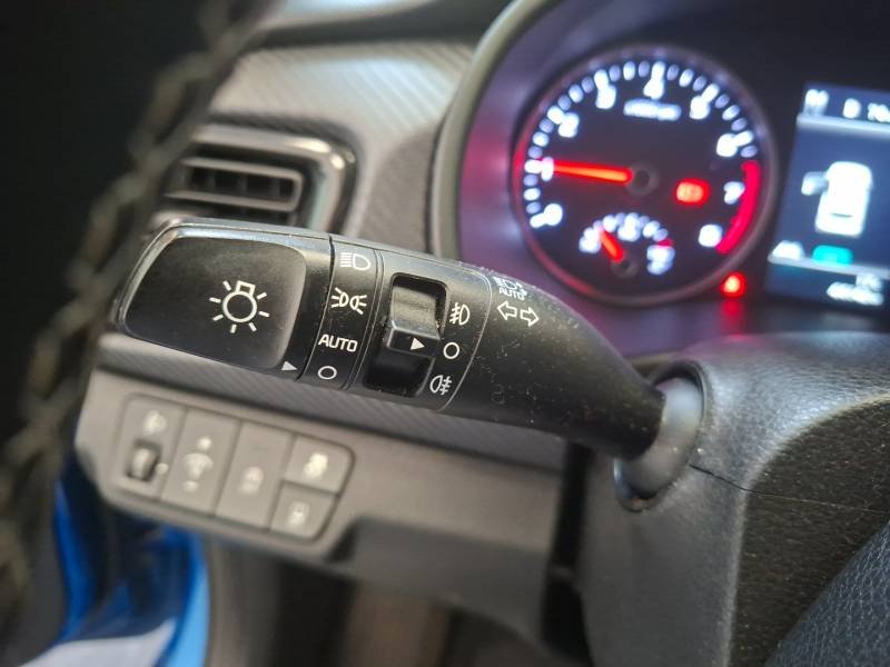 Kia Rio - Photo 23