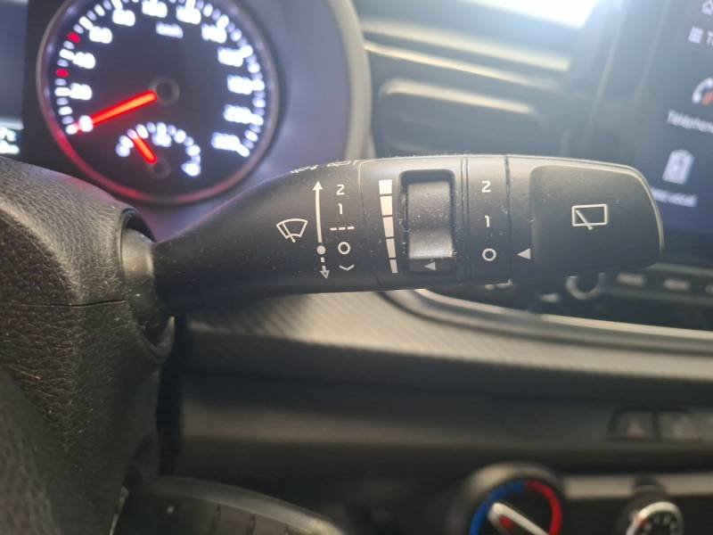 Kia Rio - Photo 24