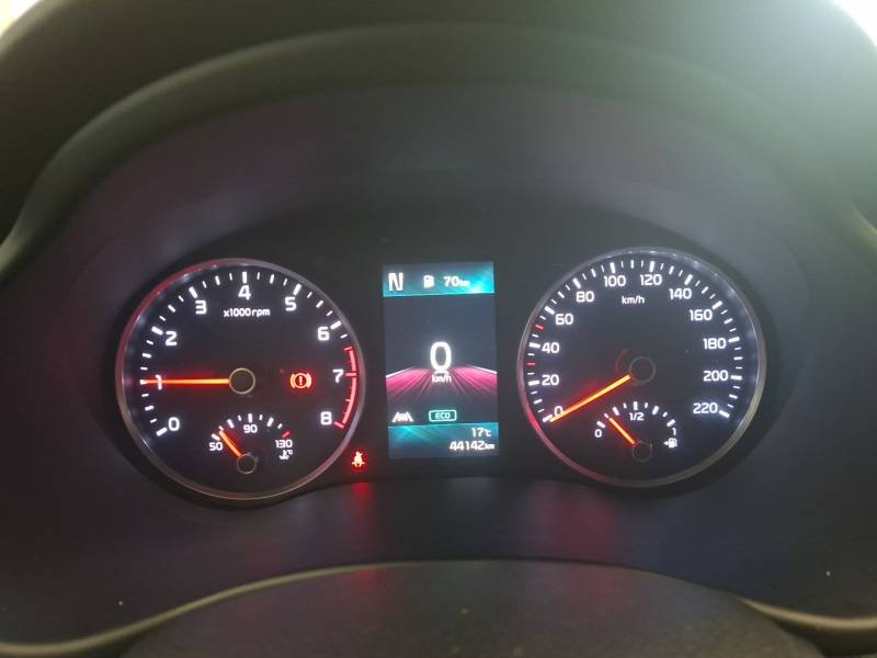 Kia Rio - Photo 27