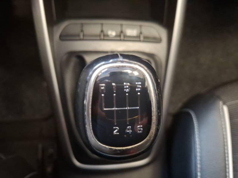 Kia Rio - Photo 32